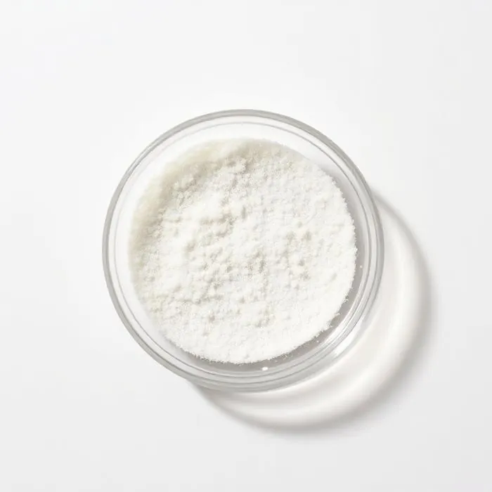 Xylitol in a glass dish
